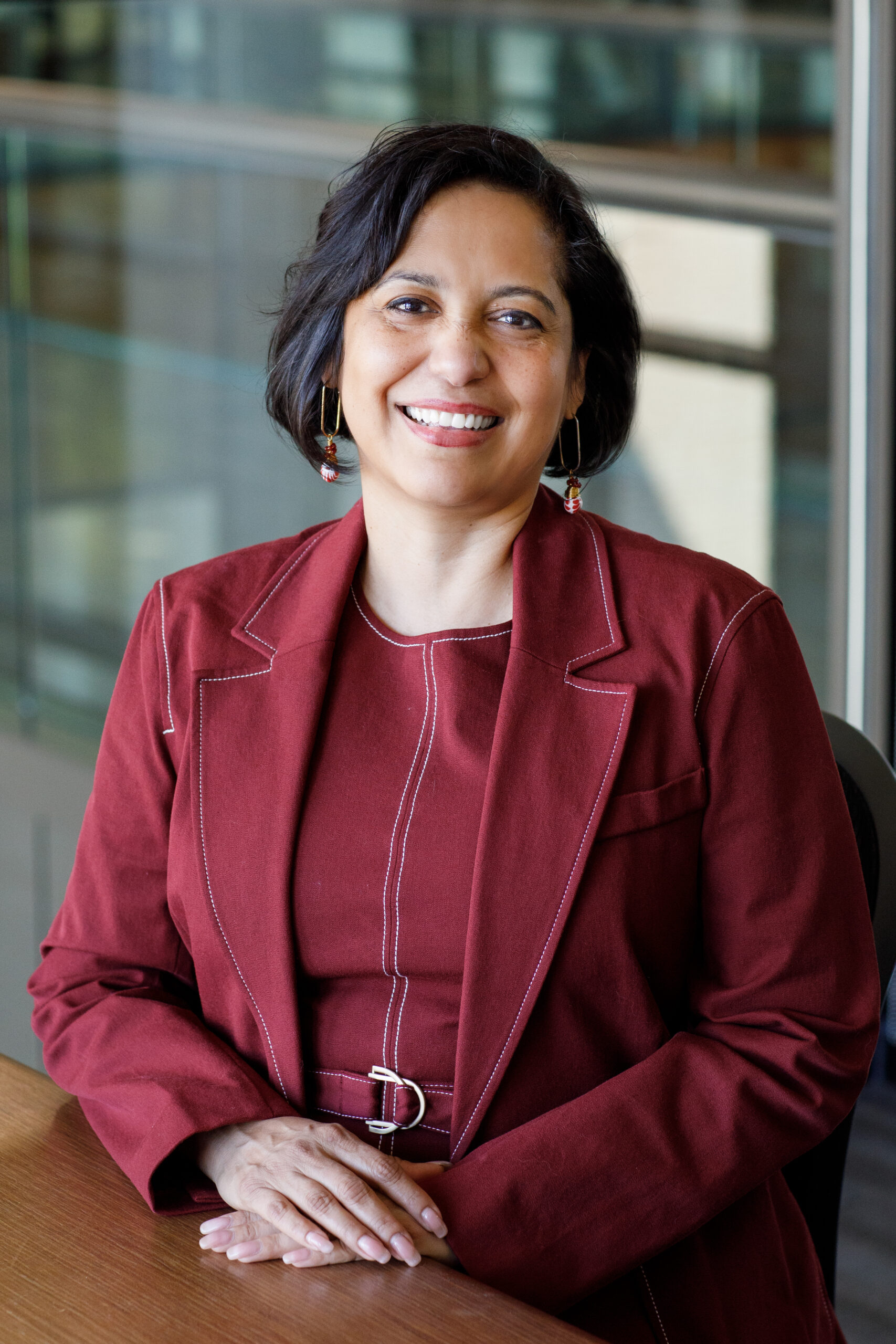 Mariana Castro, with consultant Darin Harris